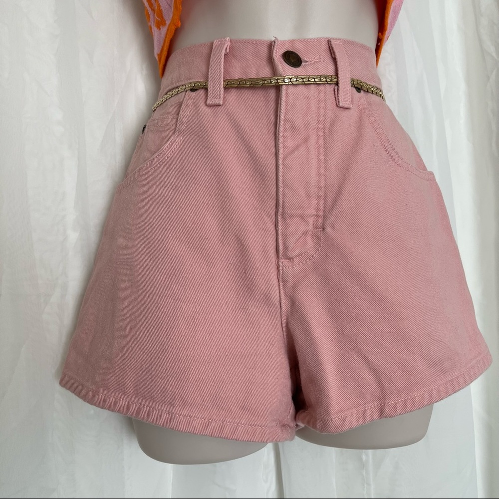 VINTAGE High Waist Pink Demin Shorts